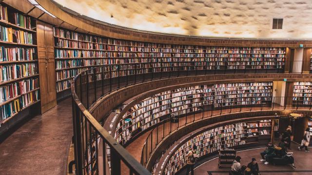 What is a “PhotoStructure library”?